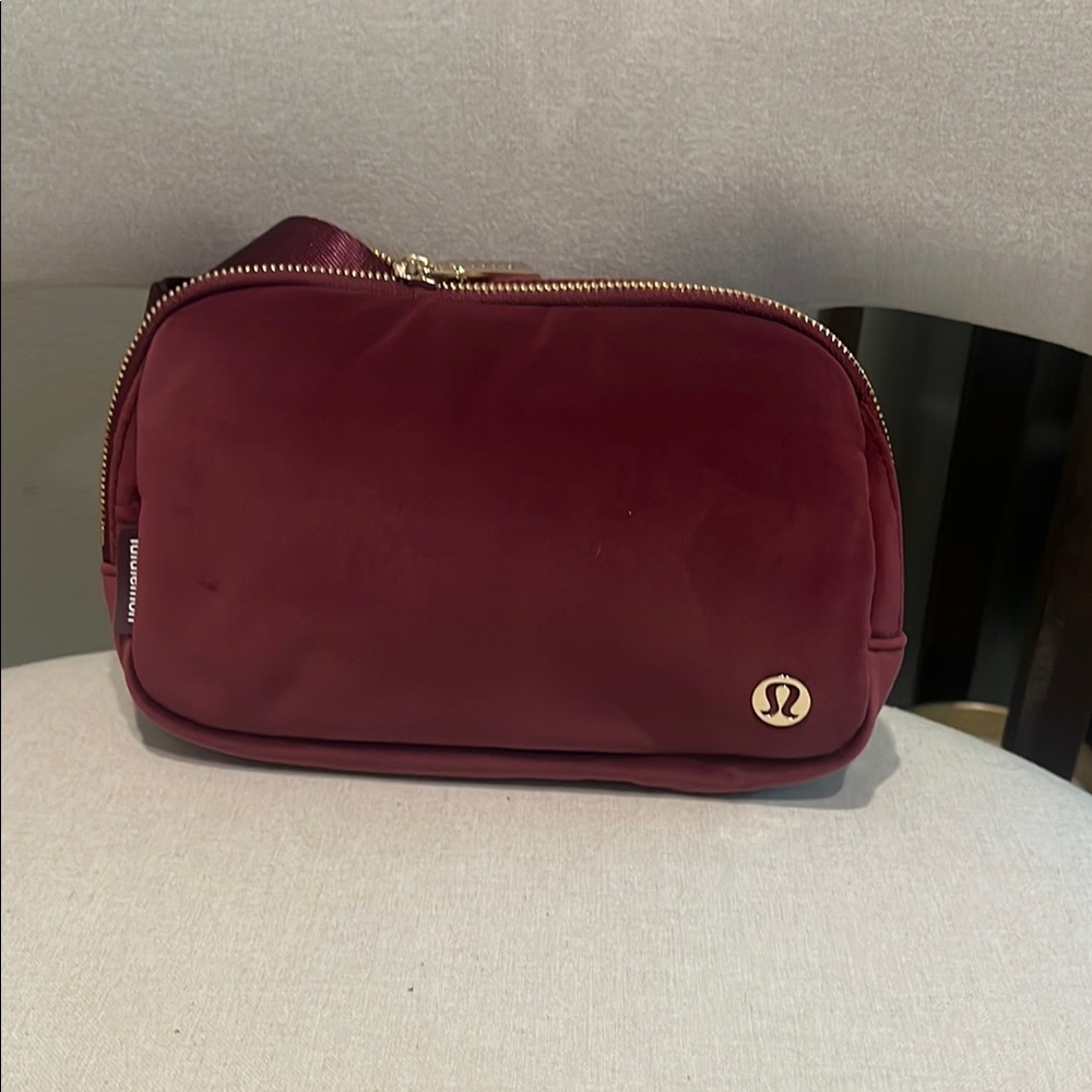 PRICE DROP ⬇️ LIMITED EDITION: Lululemon Velour Burgundy Belt Bag